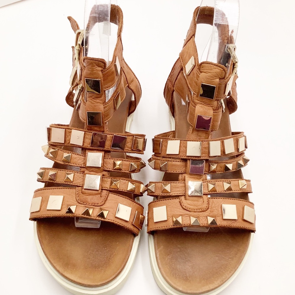 {Steve Madden}Studded Gladiator Style Sandals